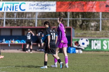 Bild 452 - wBJ VfL Pinneberg - Waldd�rfer SV : Ergebnis: 5:0